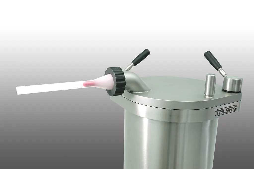 Talsa F50S 95 lb (43 kg) Hydraulic Piston Sausage Stuffer Stainless Steel | Trento - 208-220V, 3 Phase, 1800W (2.5 HP)