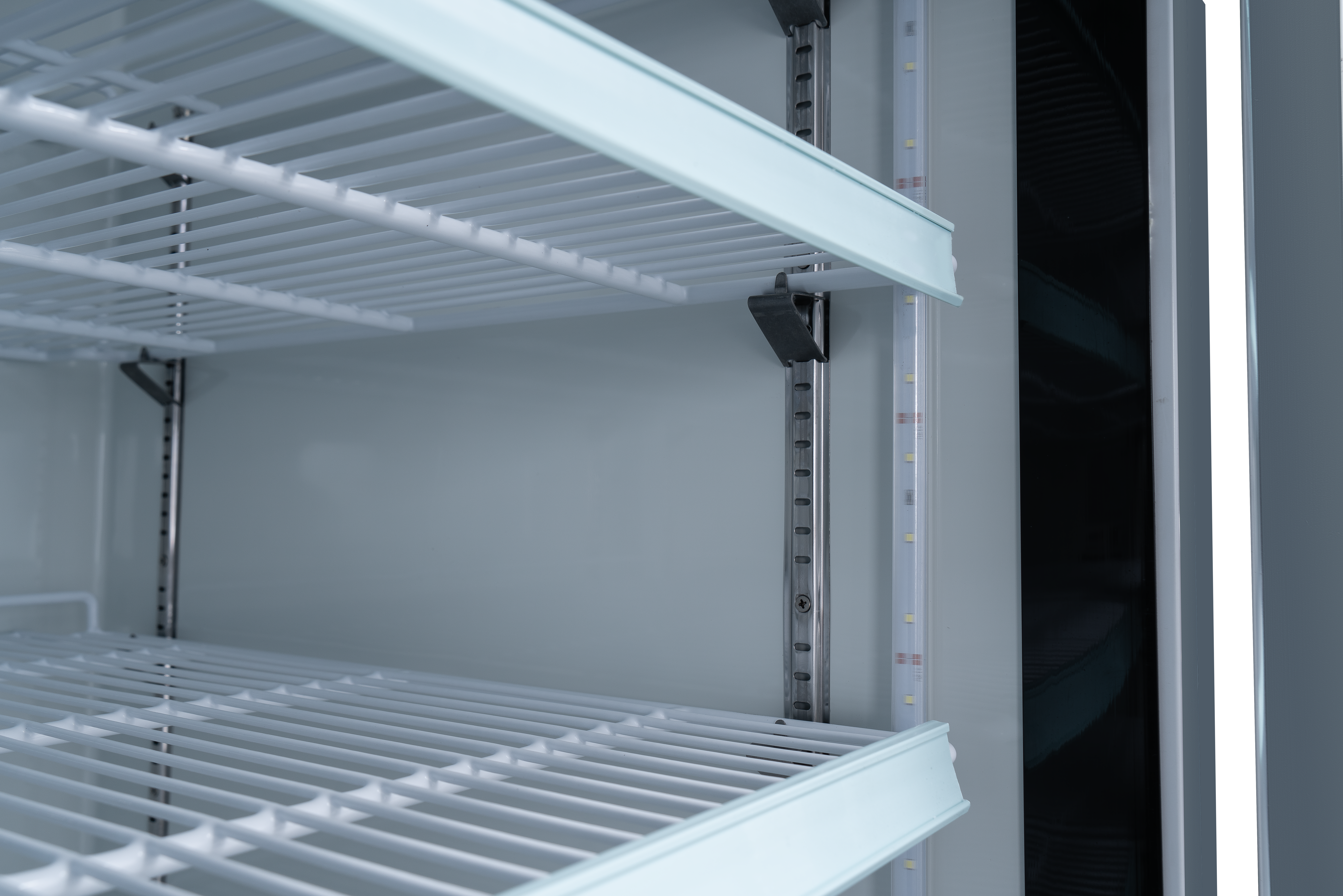 22″ One (1) Glass Door Display Refrigerator, 9.1 cu.ft. (257 L), White