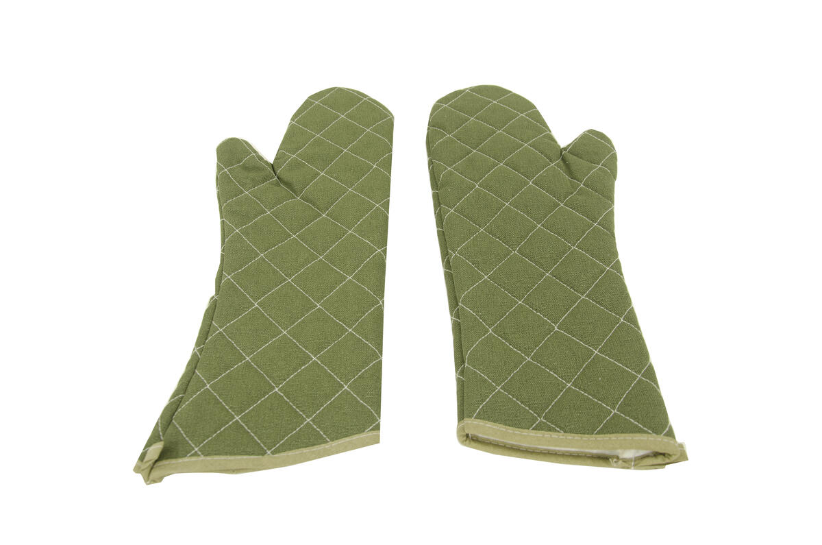 17" Oven Mitts with Lining and Black Cuff