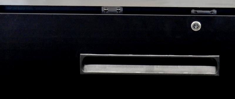 90″ Three (3) Door Kegerator / Beer Dispenser with Two Double Tap Towers, 32 cu.ft. (916 L)