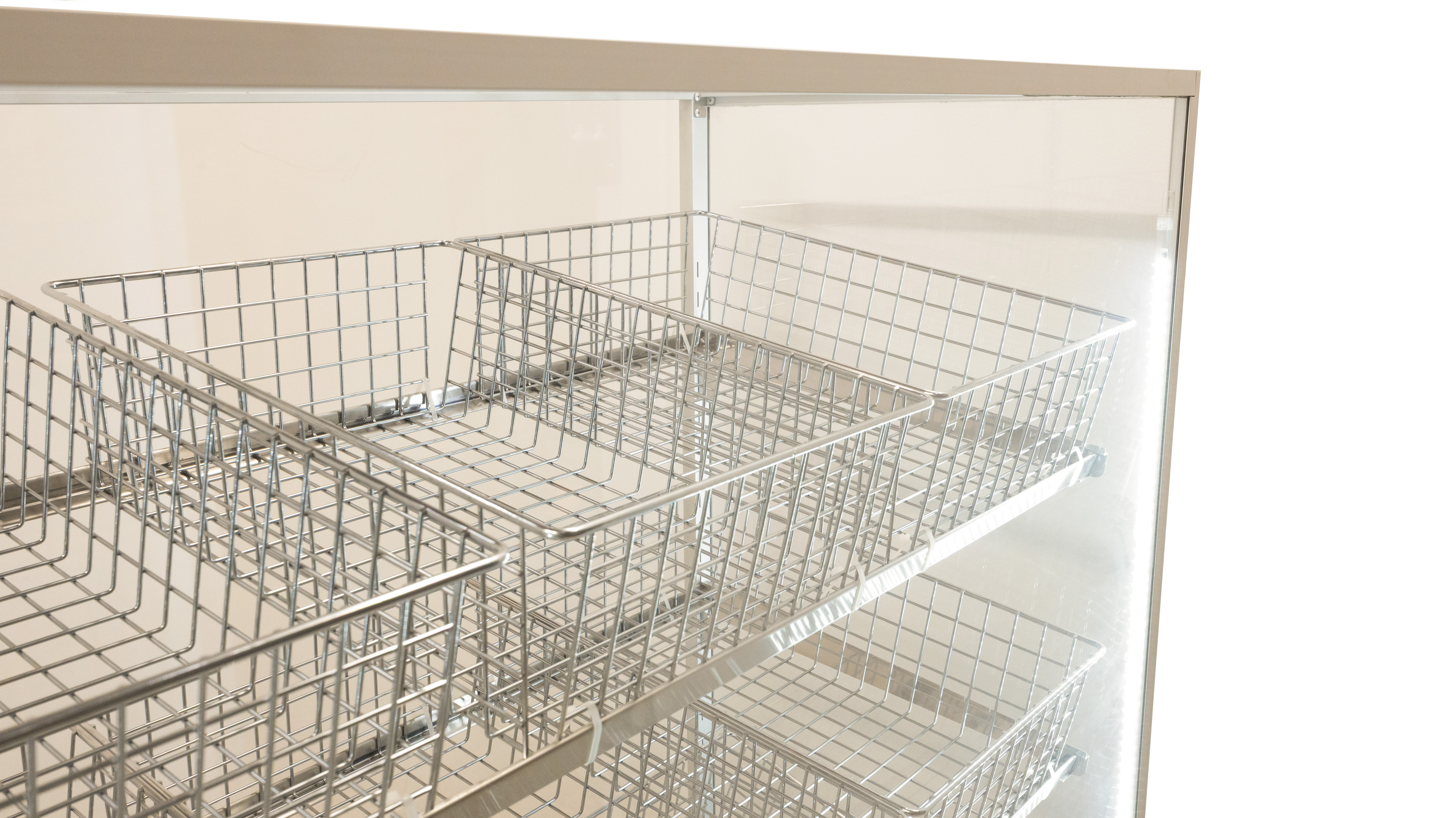Ambient Display Case 60", 12 Baskets, Warm White