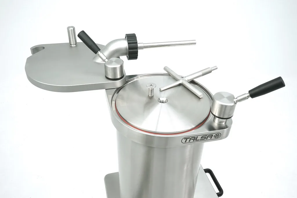 Talsa F50S 95 lb (43 kg) Hydraulic Piston Sausage Stuffer Stainless Steel | Trento - 208-220V, 3 Phase, 1800W (2.5 HP)