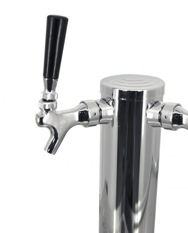 24″ One (1) Door Kegerator / Beer Dispenser Single Tower with 2 Taps, 6.5 cu.ft. (184 L)