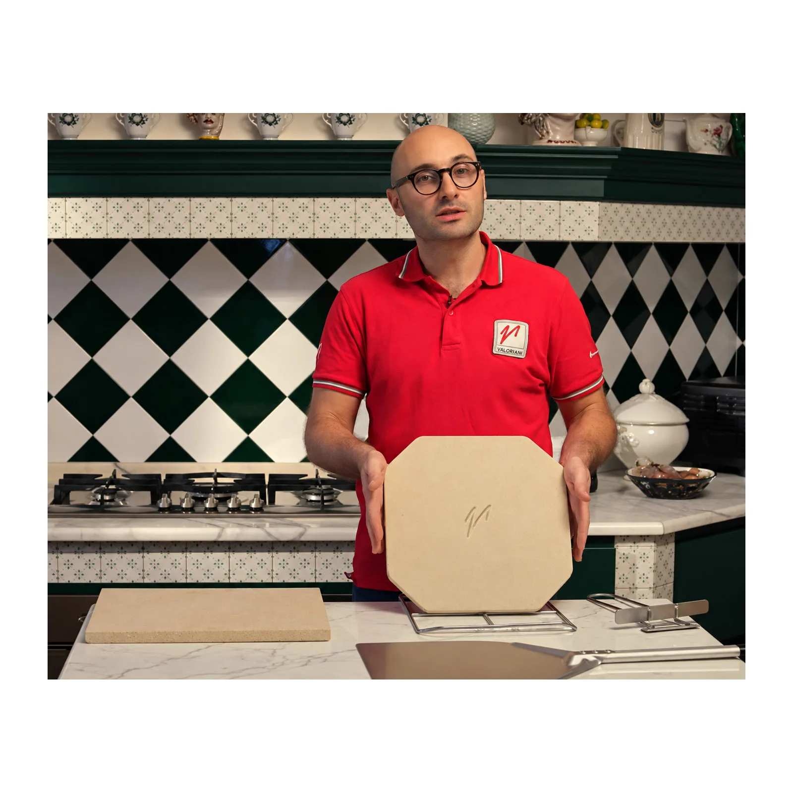 Valoriani 13 3/4″ x 15 3/4″ (35 cm x 45 cm) Rectangular Refractory Pinsa Pizza Stone (for Use in Standard Ovens)