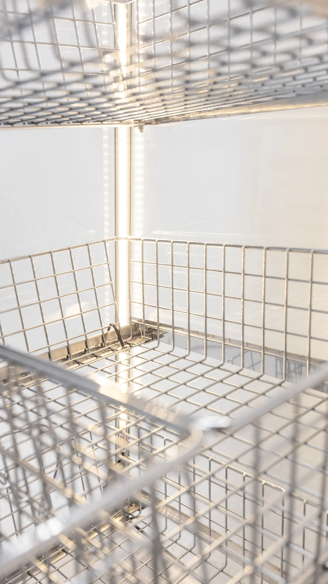 Ambient Display Case 74″, 15 Baskets, Warm White