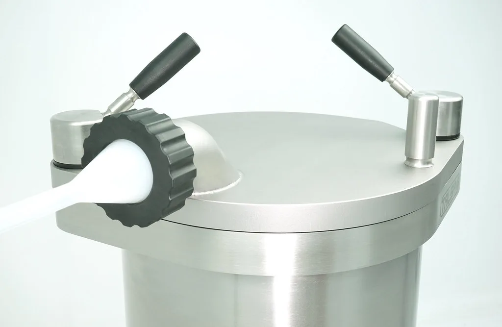 Talsa F50S 95 lb (43 kg) Hydraulic Piston Sausage Stuffer Stainless Steel | Trento – 220V, 1 Phase, 1800W (2.5 HP)
