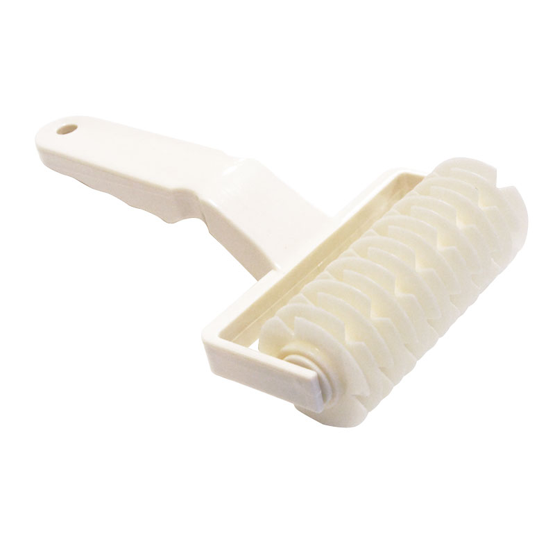 Spiral Pie Roller Docker with Plastic Handle