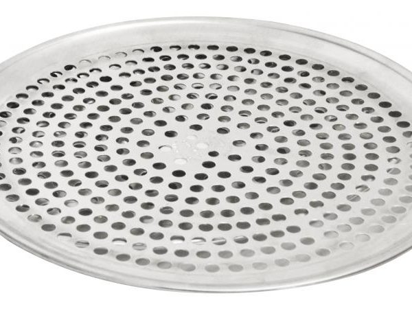 13191 Perforated Pizza Pan 600x453 