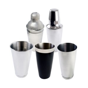 BAR SHAKERS AND STRAINERS
